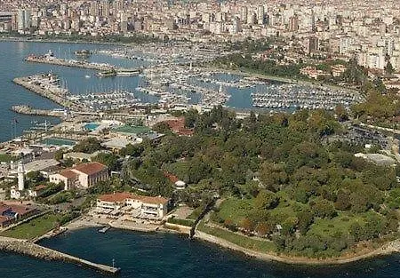 With Terrace Close To Bagdat Avenue Lejlighed *